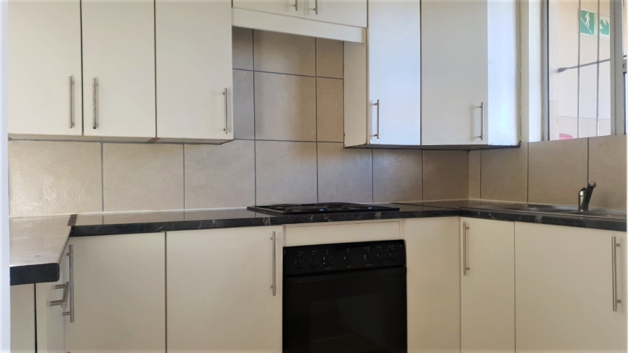 To Let 1 Bedroom Property for Rent in Quigney Eastern Cape